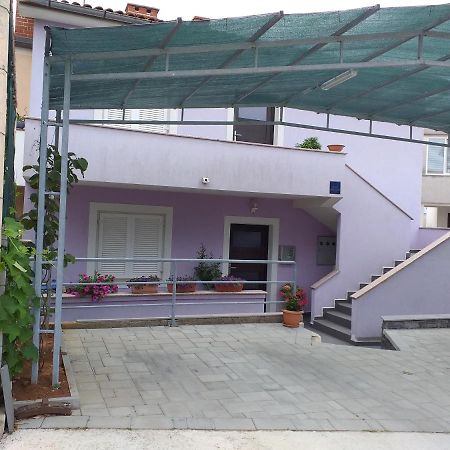 Apartman Jurjevic Кърк Екстериор снимка