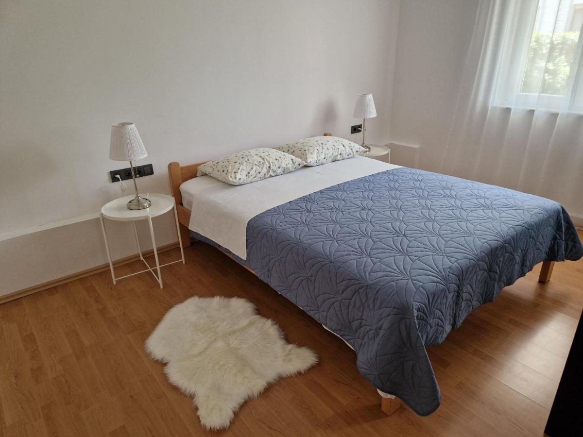 Apartman Jurjevic Кърк Екстериор снимка